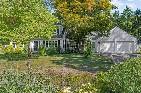 660 Nate Whipple Hwy, Cumberland, RI 02864
