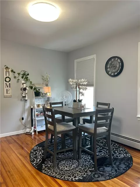 42 Osborn St, Providence, RI 02908