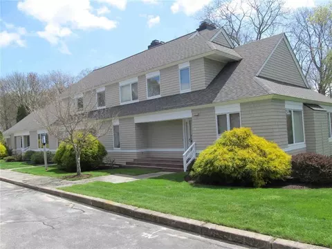 13 Whitney Court Ct #17, Narragansett, RI 02882