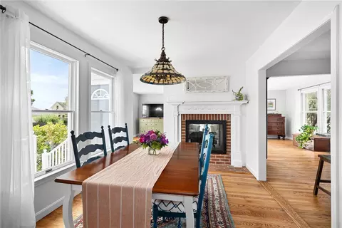 Dining - 41 8th Ave, Warwick, RI 02886 photo 1 of 2