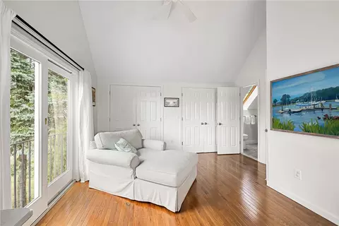 Bedroom - 41 8th Ave, Warwick, RI 02886 photo 4 of 8