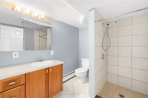 Bath - 46 Ray St, Coventry, RI 02816 photo 6 of 8