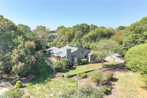 1 Land N Sea Dr, South Kingstown, RI 02879