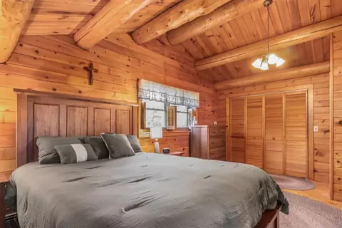 Bedroom - 445 Maureen Cir, Burrillville, RI 02839 photo 2 of 4