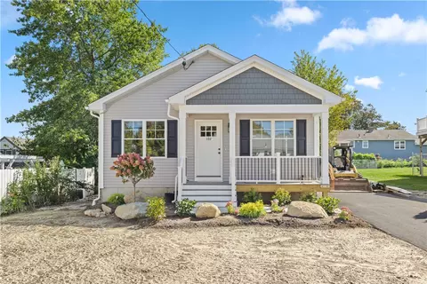 192 Terrace Ave, Pawtucket, RI 02860