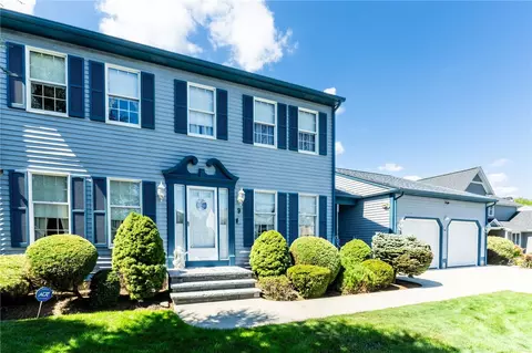 Exterior - 9 E Lake View Dr, North Providence, RI 02904 photo 3 of 17
