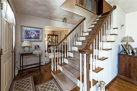 Entry Way - 9 E Lake View Dr, North Providence, RI 02904 photo 1 of 1