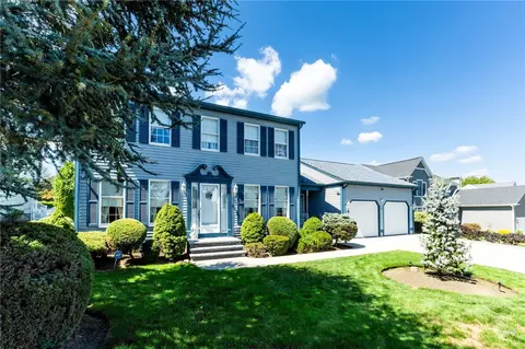 Exterior - 9 E Lake View Dr, North Providence, RI 02904 photo 4 of 17