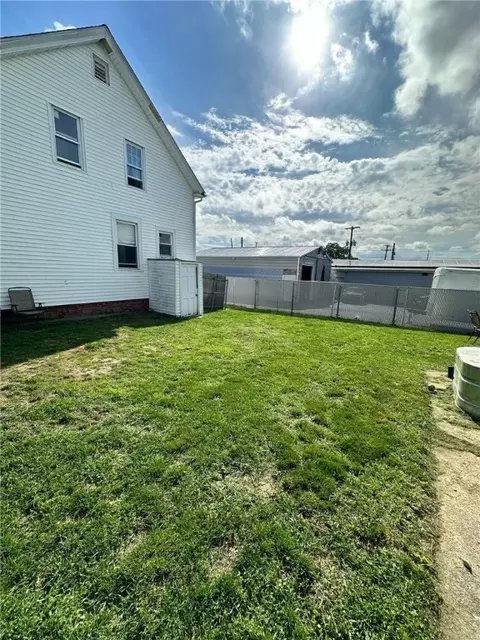 35 Manson Ave, Warwick, RI 02888 photo 4