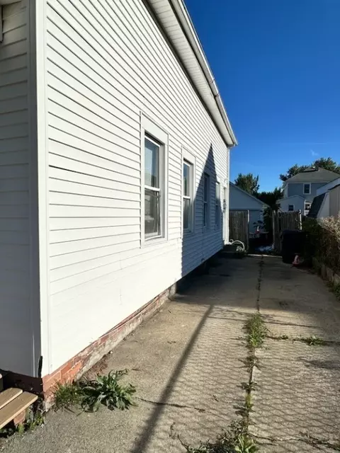 35 Manson Ave, Warwick, RI 02888 photo 7