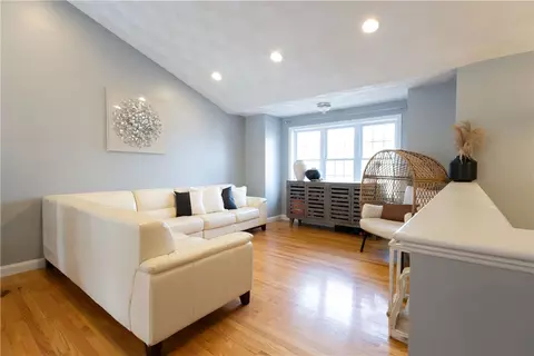 32 Dike St, Woonsocket, RI 02895 photo 7