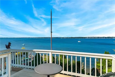 41 White Ave, Riverside, RI 02915