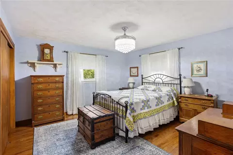 Bedroom - 9 Boiling Spring Ave, Westerly, RI 02891 photo 2 of 5