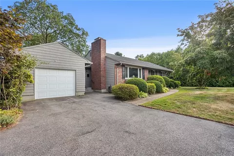 Exterior - 9 Boiling Spring Ave, Westerly, RI 02891 photo 2 of 7
