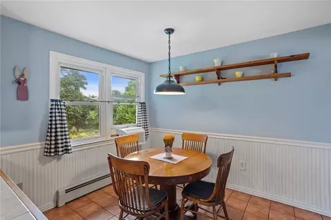 Dining - 9 Boiling Spring Ave, Westerly, RI 02891 photo 1 of 1