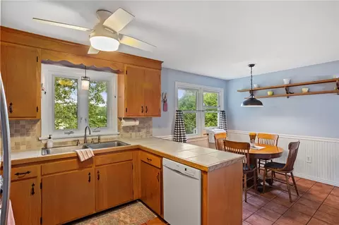 Kitchen - 9 Boiling Spring Ave, Westerly, RI 02891 photo 1 of 5
