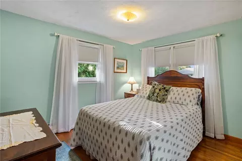 Bedroom - 9 Boiling Spring Ave, Westerly, RI 02891 photo 3 of 5