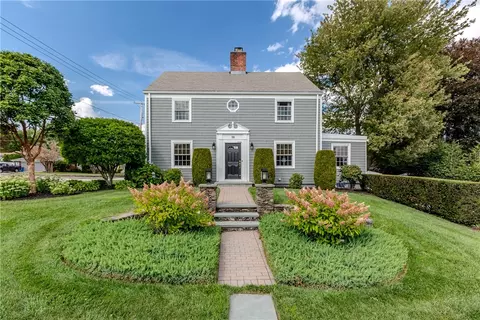 39 Jackson Rd, Cranston, RI 02920