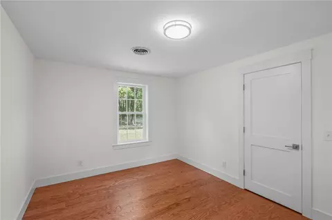 889 Centerville Rd, Warwick, RI 02886 photo 22