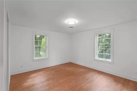 889 Centerville Rd, Warwick, RI 02886 photo 16