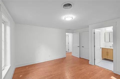 889 Centerville Rd, Warwick, RI 02886 photo 21