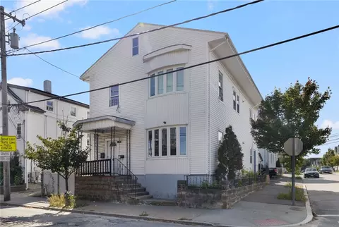 980 Chalkstone Ave, Providence, RI 02908