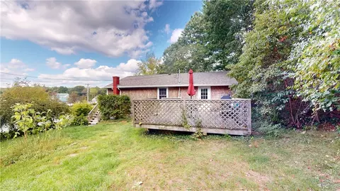 Exterior - 564 S County Trl, Exeter, RI 02822 photo 2 of 6