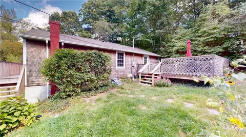 Exterior - 564 S County Trl, Exeter, RI 02822 photo 5 of 6