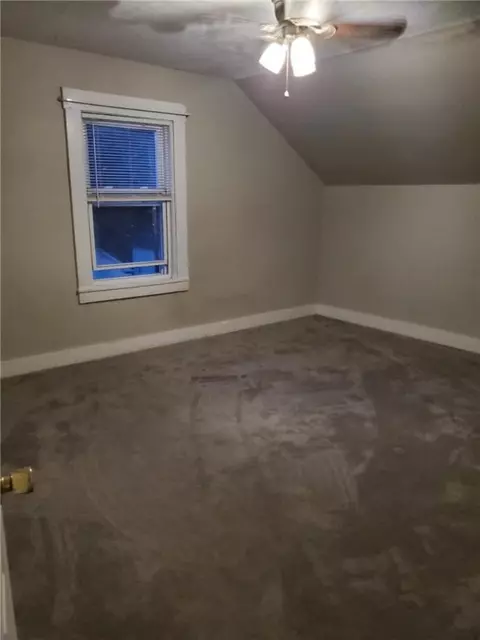 106 Cottage St, Woonsocket, RI 02895 photo 16