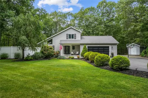 345 Hope Furnace Rd, Hope, RI 02831