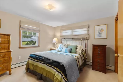 47 Flagg Ave, Warwick, RI 02886 photo 22