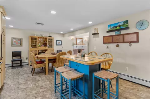 47 Flagg Ave, Warwick, RI 02886 photo 13