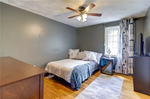 77 Adrian St, Warwick, RI 02886 photo 22