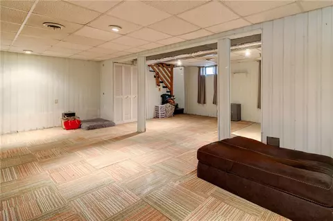 77 Adrian St, Warwick, RI 02886 photo 20