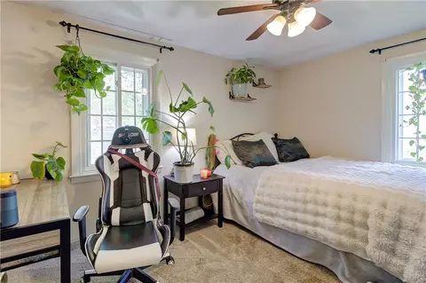 77 Adrian St, Warwick, RI 02886 photo 28