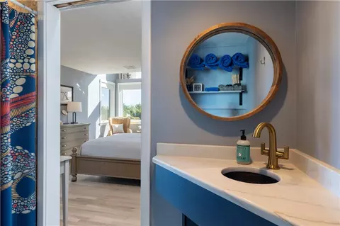 Bath - 470 Atlantic Ave, Westerly, RI 02891 photo 1 of 5