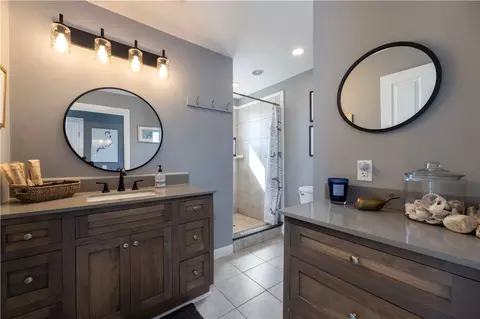 Bath - 470 Atlantic Ave, Westerly, RI 02891 photo 3 of 5