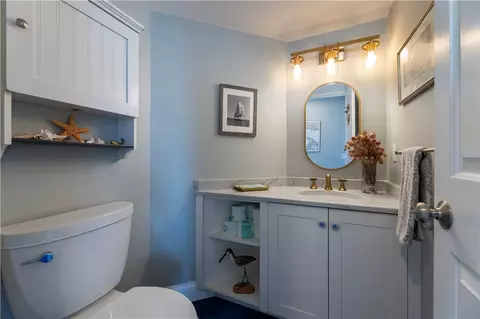 Bath - 470 Atlantic Ave, Westerly, RI 02891 photo 2 of 5