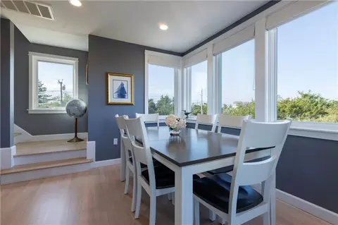 Dining - 470 Atlantic Ave, Westerly, RI 02891 photo 3 of 4