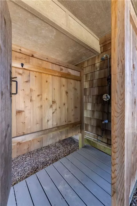 Bath - 470 Atlantic Ave, Westerly, RI 02891 photo 5 of 5
