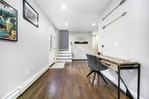 Entry Way - 52 Benefit St, Warwick, RI 02886 photo 2 of 2