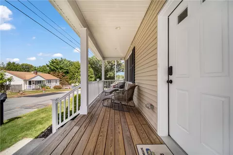 Exterior - 52 Benefit St, Warwick, RI 02886 photo 2 of 6