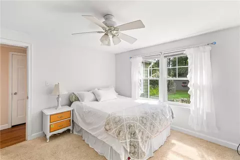 Bedroom - 36 Apple Tree Ln, Warwick, RI 02888 photo 1 of 4