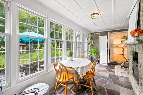 Exterior - 36 Apple Tree Ln, Warwick, RI 02888 photo 5 of 12