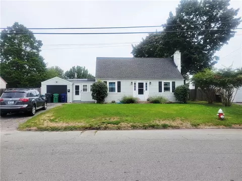 136 Missouri Dr, Warwick, RI 02886