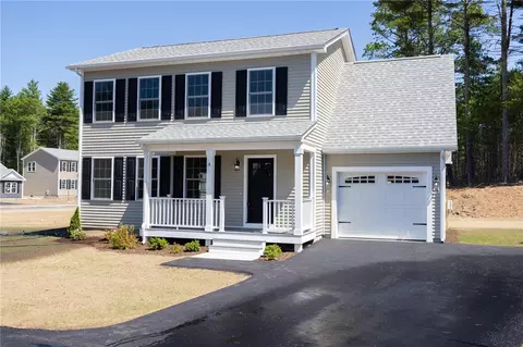 4 Boyd Brook Cir, Coventry, RI 02816