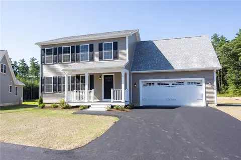 1 Boyd Brook Cir, Coventry, RI 02816