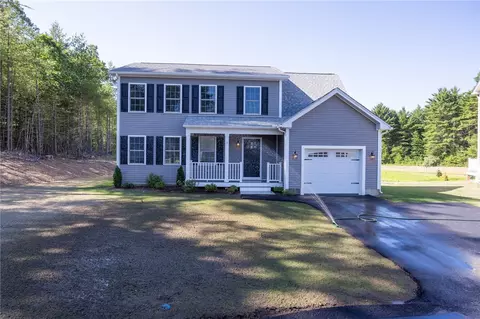 3 Boyd Brook Cir, Coventry, RI 02816