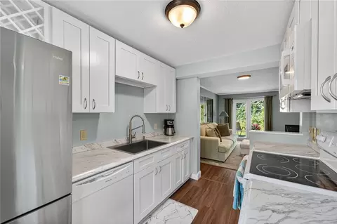 Kitchen - 22 Apache Dr #E, Westerly, RI 02891 photo 3 of 5