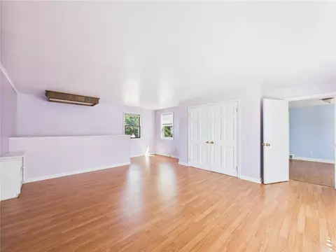 Bedroom - 85 Pilgrim Dr, Warwick, RI 02888 photo 9 of 11